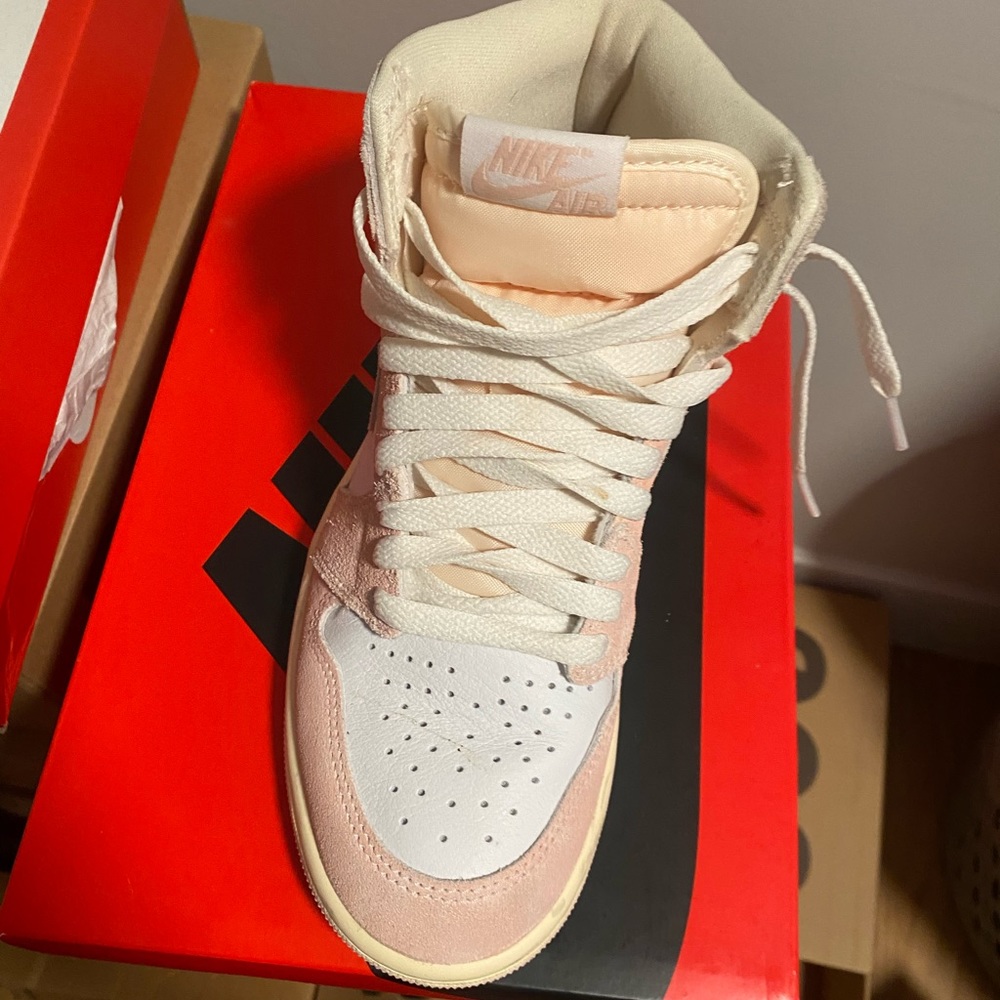 Used Nike Jordan 1 retro high